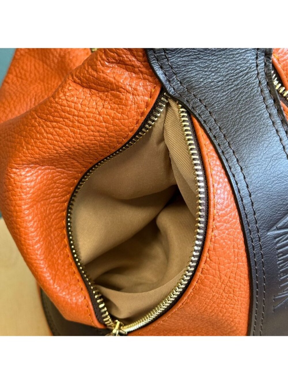 Valentina Italian Leather Shoulder Backpack Pebbled Orange Brown Many Pockets - Picture 9 of 16